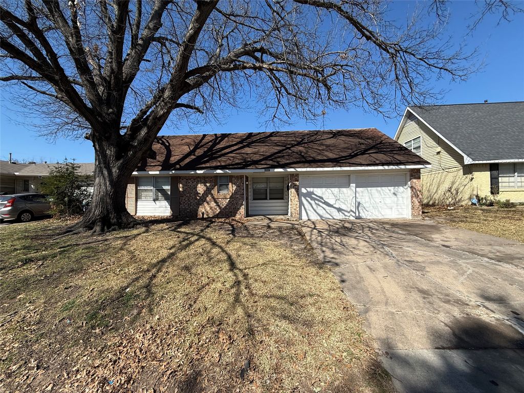 2847 Linhaven Drive, Mesquite, TX 75150