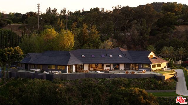 16401 Mulholland Drive, Los Angeles, CA 90049