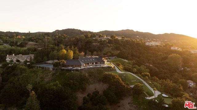 16401 Mulholland Drive, Los Angeles, CA 90049
