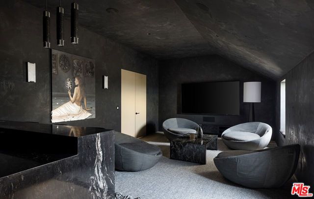 16401 Mulholland Drive, Los Angeles, CA 90049