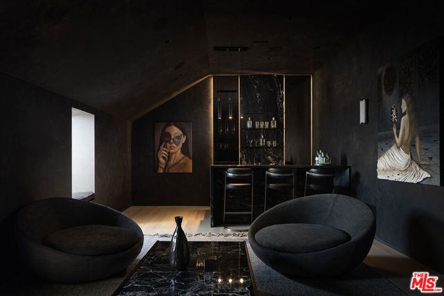 16401 Mulholland Drive, Los Angeles, CA 90049