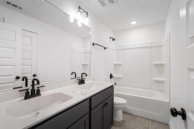 360 Turfway Park, Gallatin, TN 37066