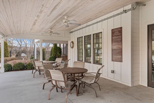 360 Turfway Park, Gallatin, TN 37066