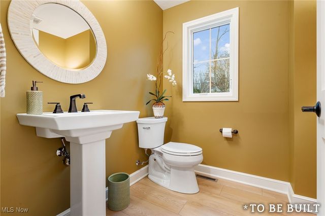 844 Easthill Street SE, North Canton, OH 44720