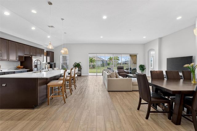 5604 WAYFARER AVENUE, Apollo Beach, FL 33572