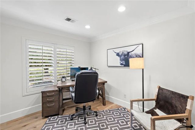 8 Las Pisadas, Rancho Santa Margarita, CA 92688
