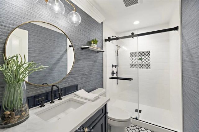 8 Las Pisadas, Rancho Santa Margarita, CA 92688