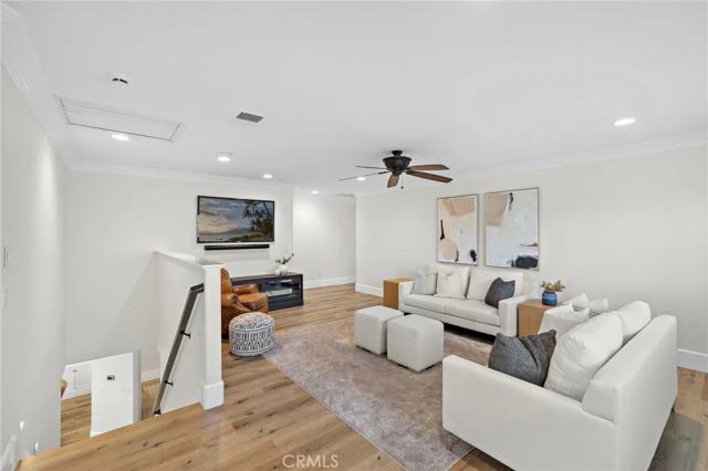 8 Las Pisadas, Rancho Santa Margarita, CA 92688