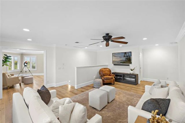 8 Las Pisadas, Rancho Santa Margarita, CA 92688