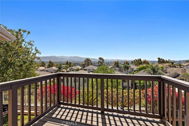 8 Las Pisadas, Rancho Santa Margarita, CA 92688