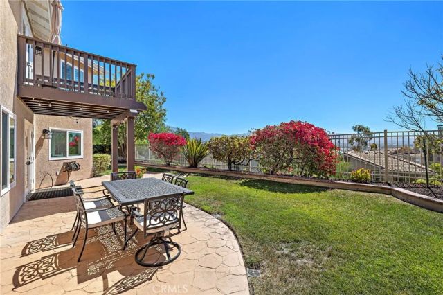 8 Las Pisadas, Rancho Santa Margarita, CA 92688