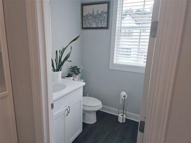 8020 Linfield Way, Atlanta, GA 30350