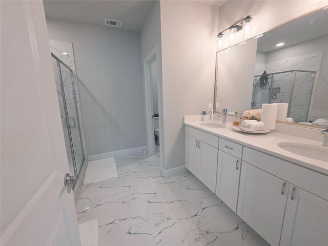 8020 Linfield Way, Atlanta, GA 30350