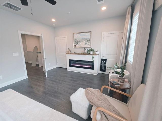 8020 Linfield Way, Atlanta, GA 30350