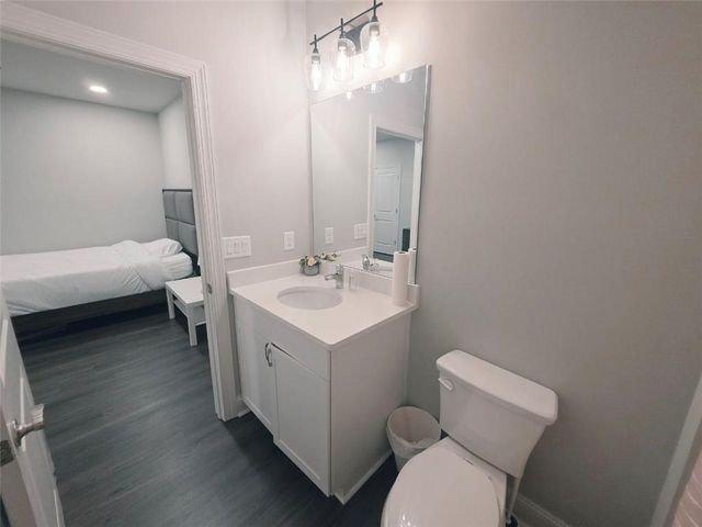 8020 Linfield Way, Atlanta, GA 30350