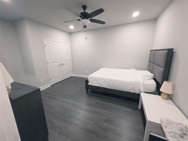 8020 Linfield Way, Atlanta, GA 30350