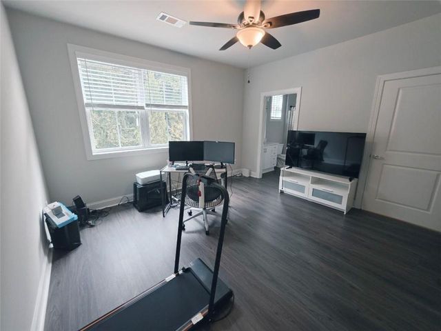 8020 Linfield Way, Atlanta, GA 30350