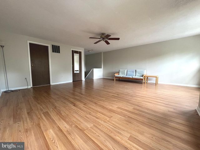 48 WHITECHURCH CT, Germantown, MD 20874