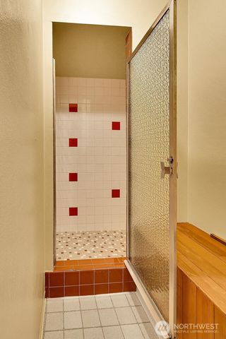 2552 14th Avenue W #202, Seattle, WA 98119