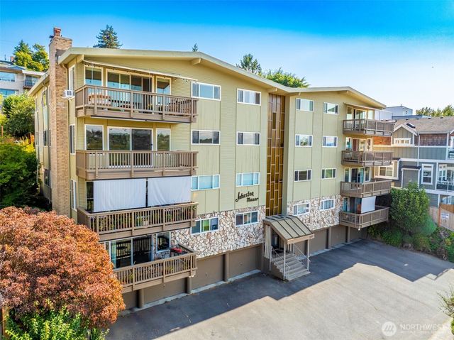 2552 14th Avenue W #202, Seattle, WA 98119