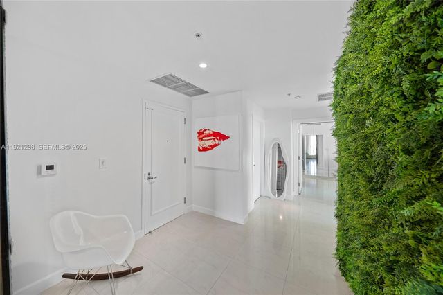 1900 N Bayshore Dr PH 4902, Miami, FL 33132