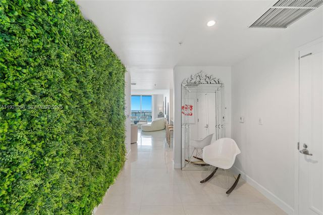 1900 N Bayshore Dr PH 4902, Miami, FL 33132