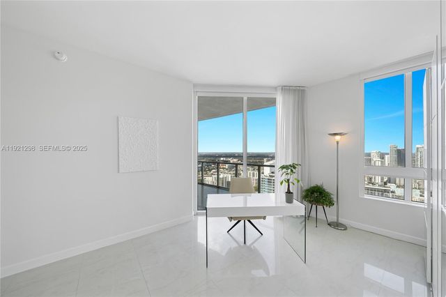 1900 N Bayshore Dr PH 4902, Miami, FL 33132