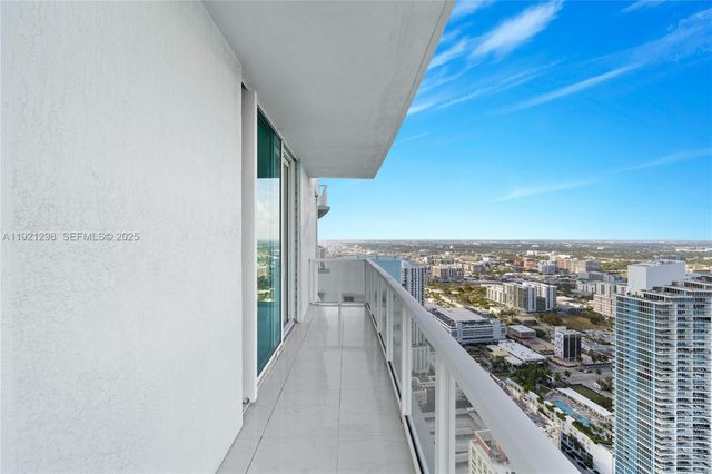 1900 N Bayshore Dr PH 4902, Miami, FL 33132