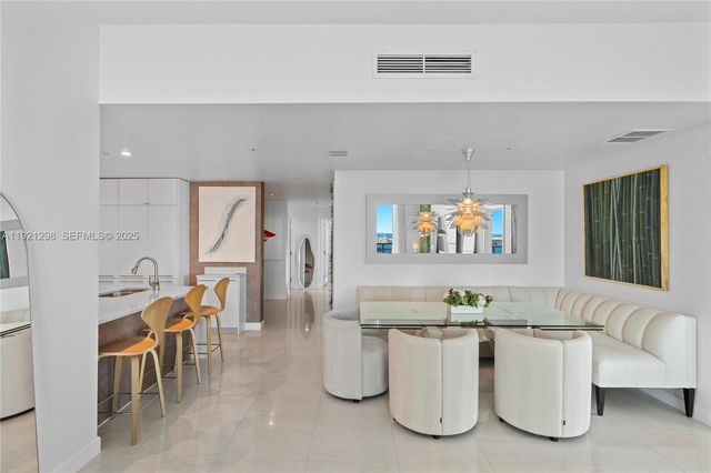 1900 N Bayshore Dr PH 4902, Miami, FL 33132