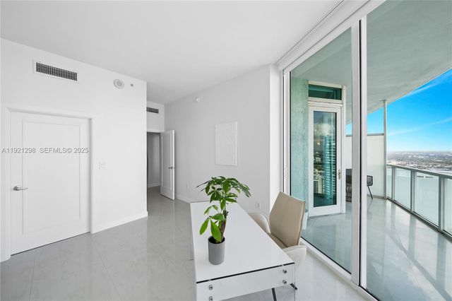 1900 N Bayshore Dr PH 4902, Miami, FL 33132