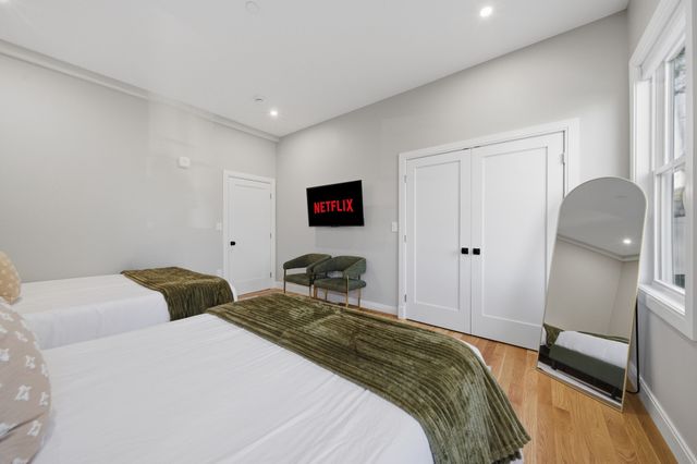 174 Walnut Street 1, Somerville, MA 02145