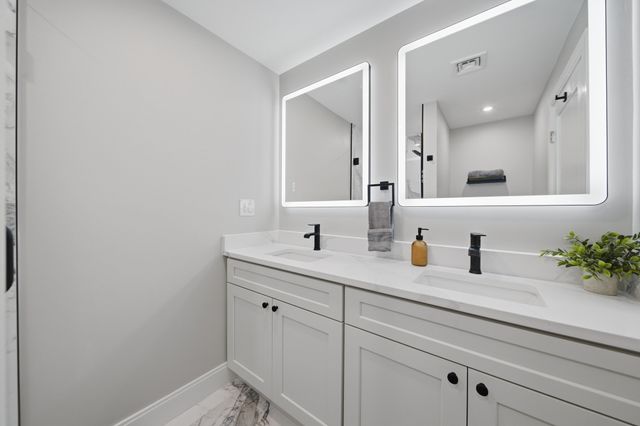 174 Walnut Street 1, Somerville, MA 02145