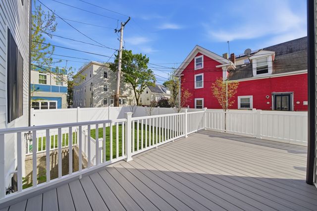 174 Walnut Street 1, Somerville, MA 02145