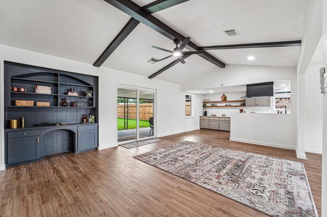 2801 Coy Drive, Deer Park, TX 77536