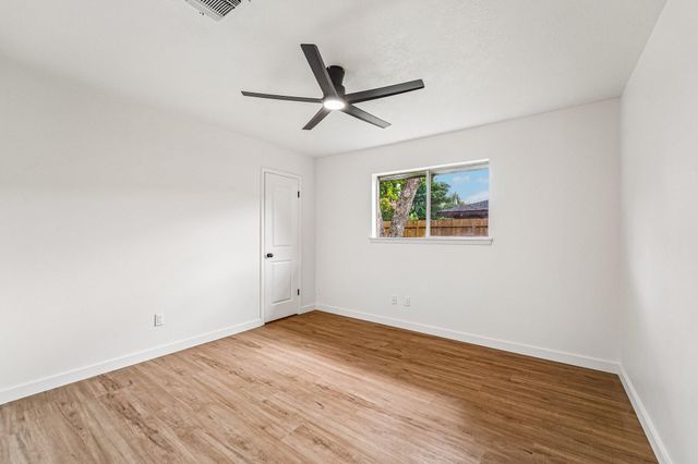2801 Coy Drive, Deer Park, TX 77536