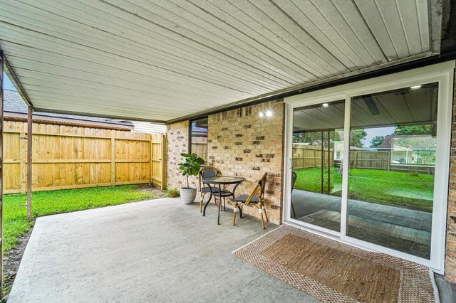 2801 Coy Drive, Deer Park, TX 77536
