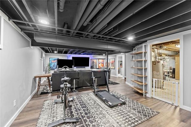 7738 Garnett Street, Lenexa, KS 66214