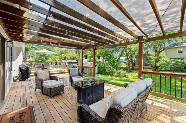 7738 Garnett Street, Lenexa, KS 66214