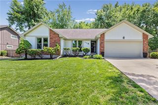 7738 Garnett Street, Lenexa, KS 66214