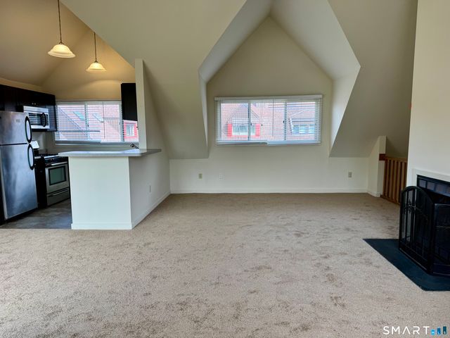 112 Montoya Drive 112, Branford, CT 06405