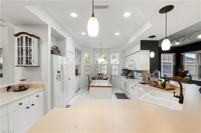 9670 Village View BLVD 201, Bonita Springs, FL 34135