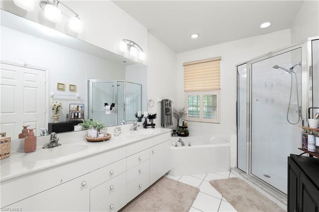 9670 Village View BLVD 201, Bonita Springs, FL 34135