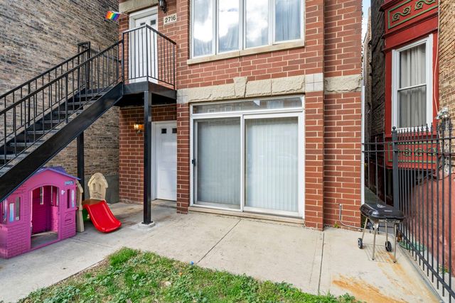 2716 W POLK Street, Chicago, IL 60612