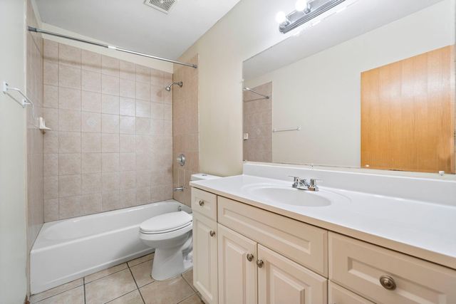 2716 W POLK Street, Chicago, IL 60612