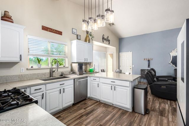 7185 W Resthaven Place, Tucson, AZ 85757