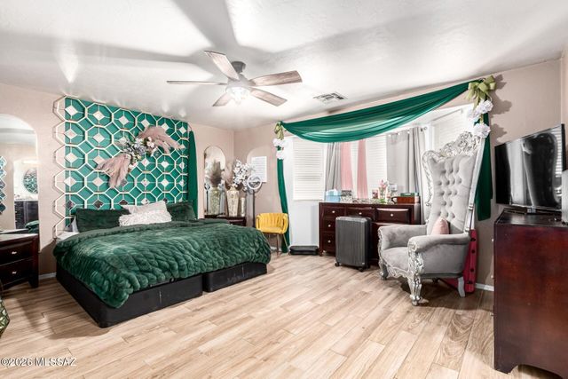 7185 W Resthaven Place, Tucson, AZ 85757