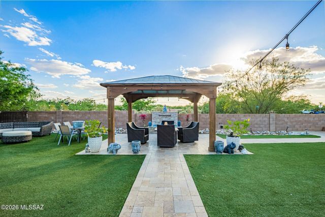 7185 W Resthaven Place, Tucson, AZ 85757