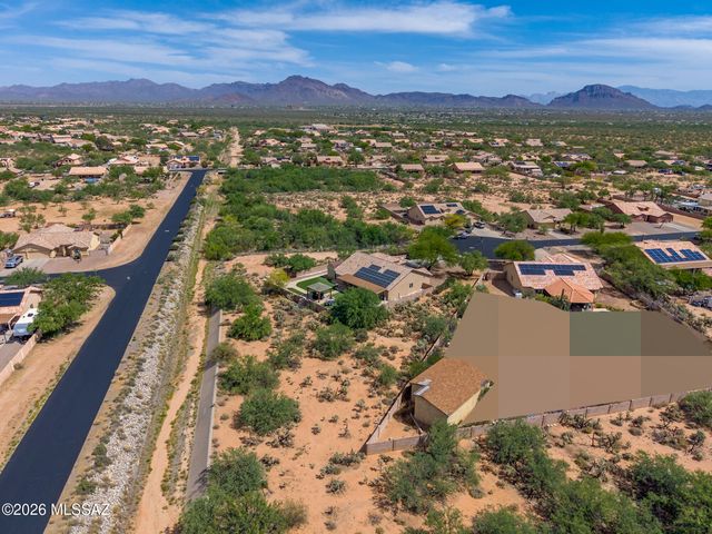 7185 W Resthaven Place, Tucson, AZ 85757