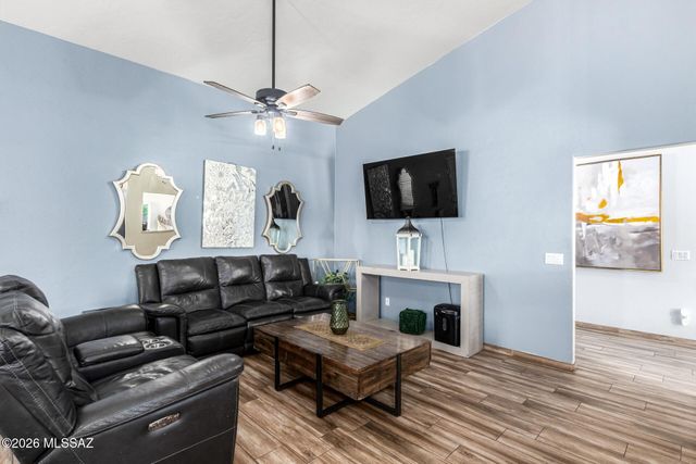 7185 W Resthaven Place, Tucson, AZ 85757