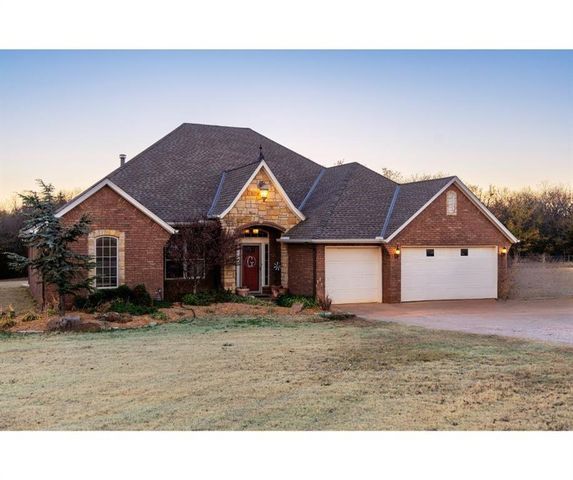 2805 NE Edmond, Piedmont, OK 73078